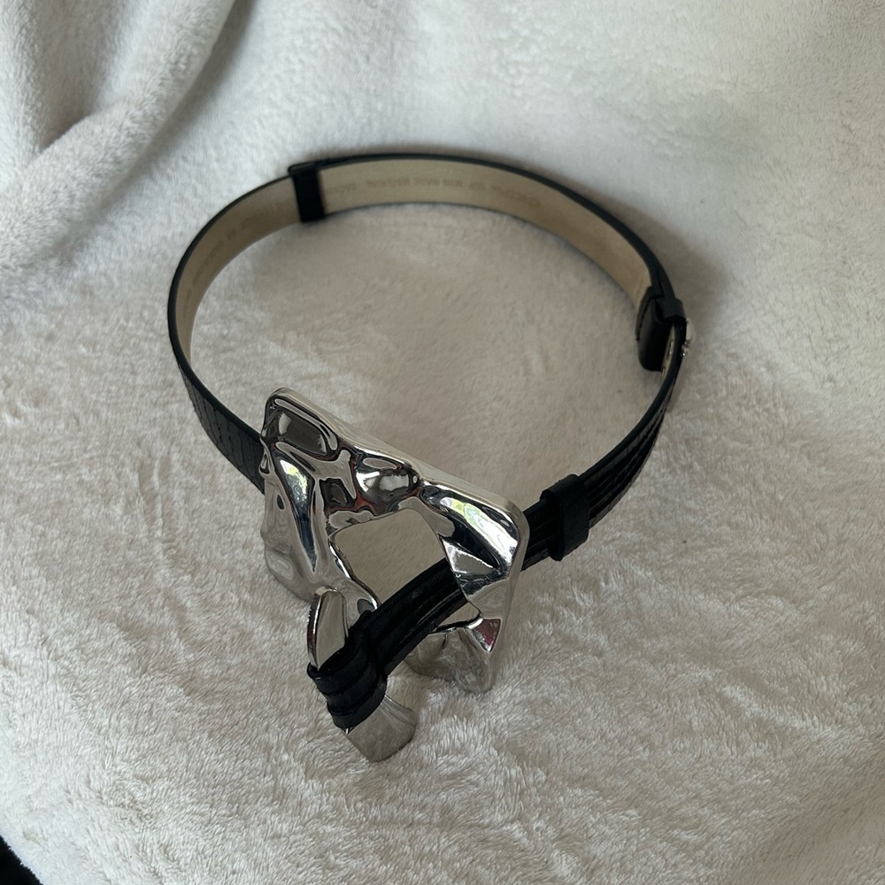Chico's Silver and Black Adjustable Belt